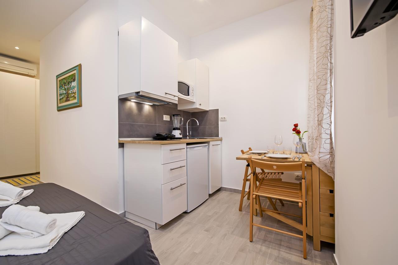 Garzoto Rooms And Studios Rovinj Exterior photo